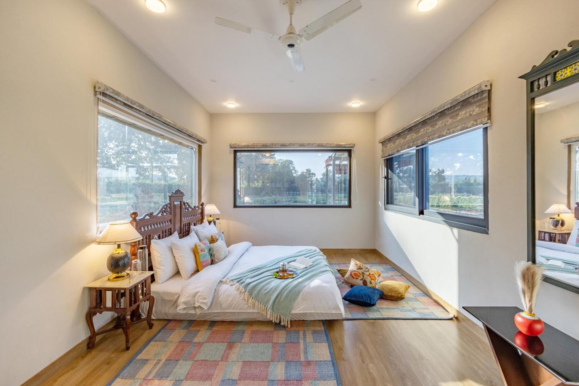 Elivaas Hidden Oasis 4Bhk With Pool, Mud House & Container House Villa Dhauj Exterior photo
