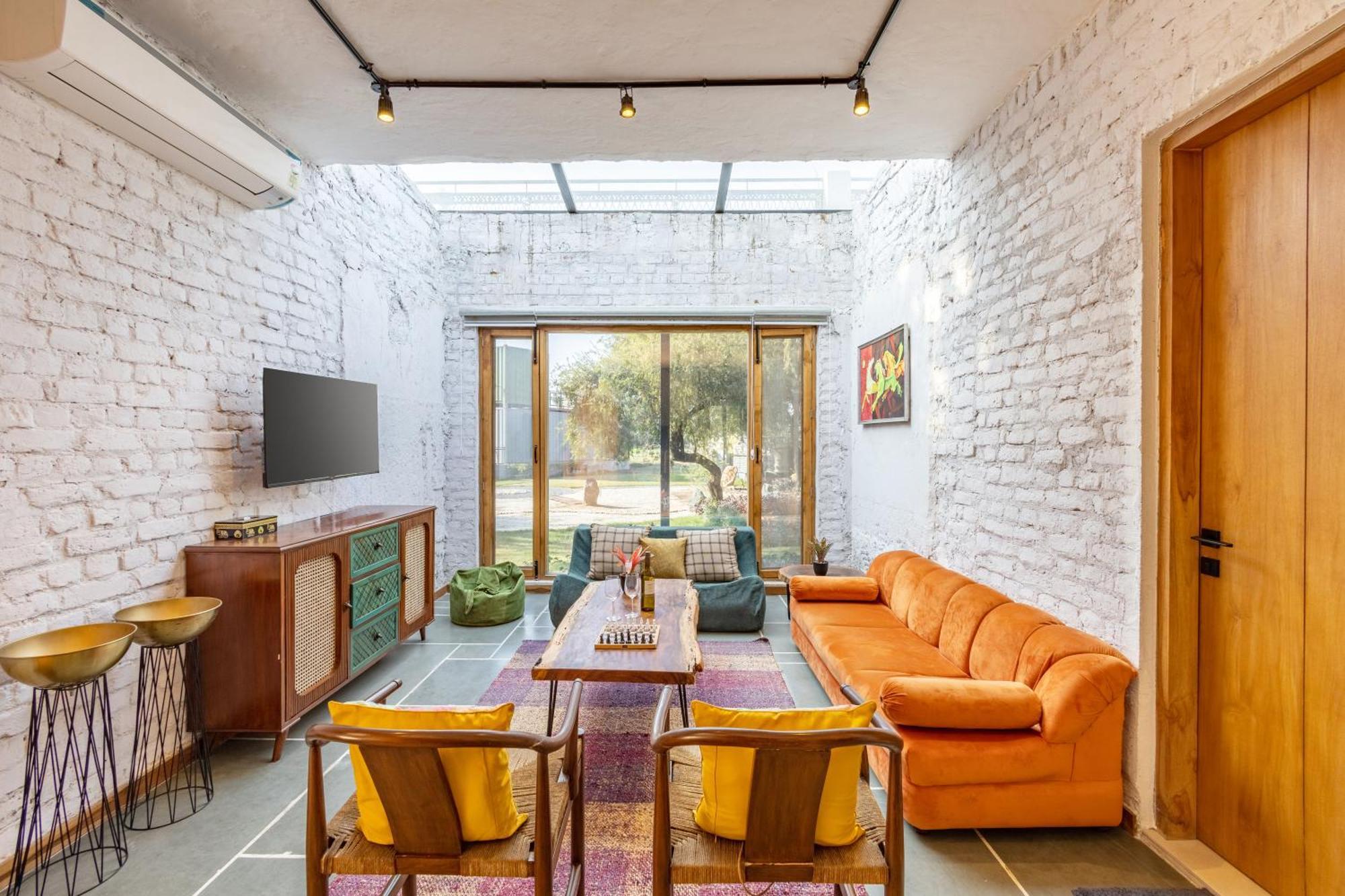 Elivaas Hidden Oasis 4Bhk With Pool, Mud House & Container House Villa Dhauj Exterior photo